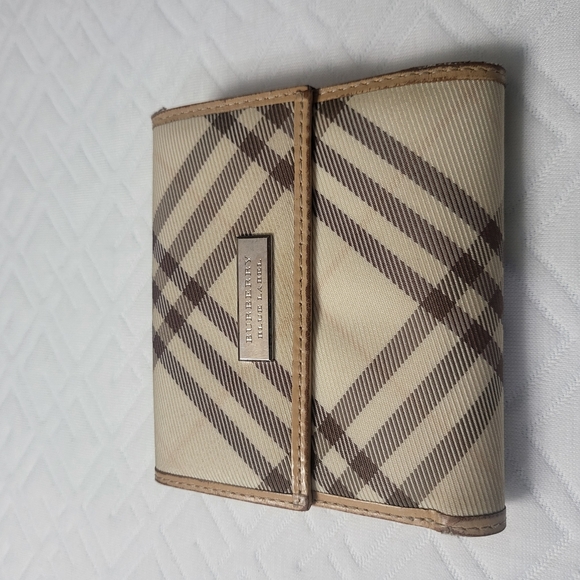 Burberry Beige and Brown Check Wallet - Picture 1 of 9